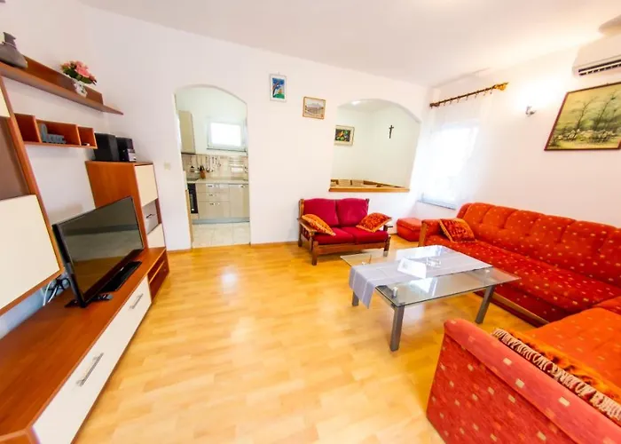 Planikovica Apartamento *
