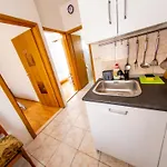 Planikovica * Τρογκίρ