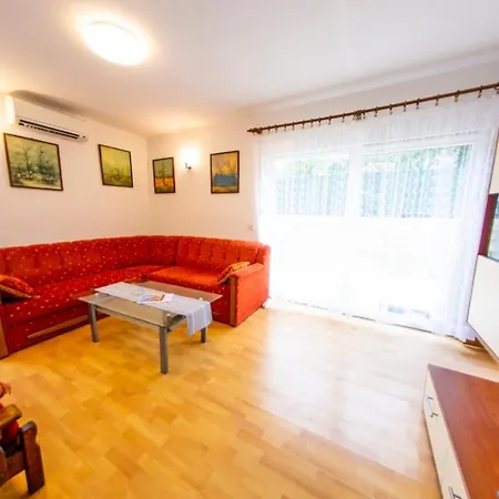 Planikovica Apartment