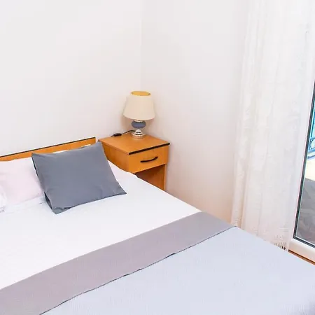 Planikovica Apartment